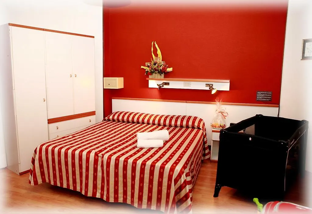 Hotel American Lido di Jesolo 3*,