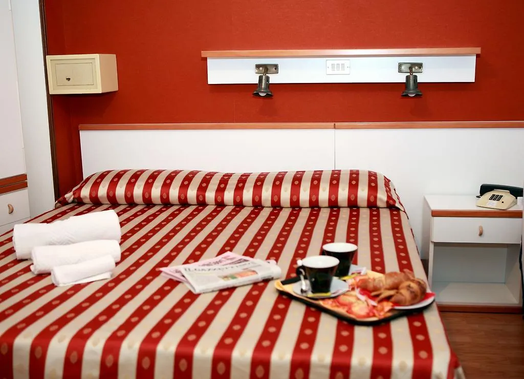 Hotel American Lido di Jesolo 3*,  Italien