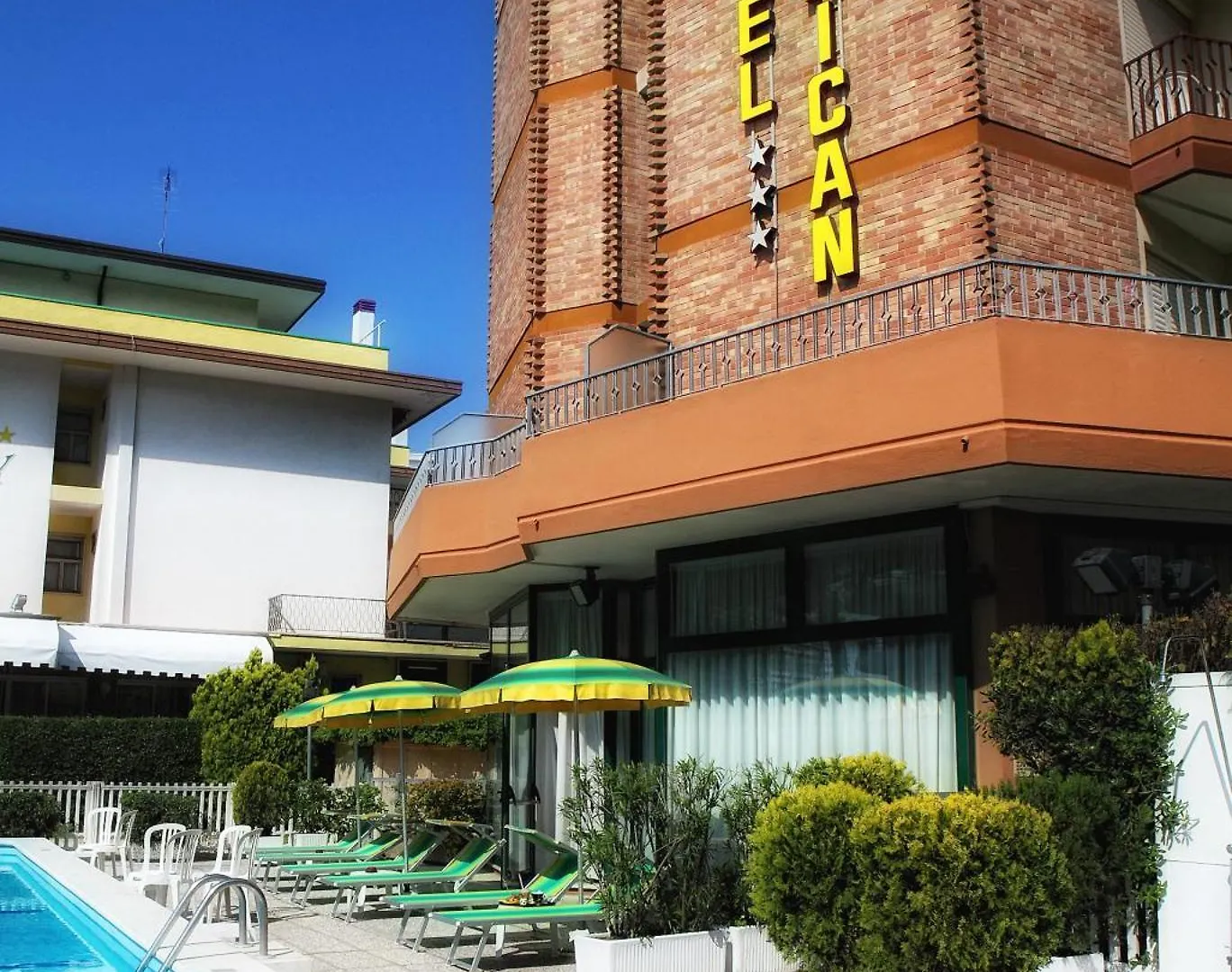 Hotel American location