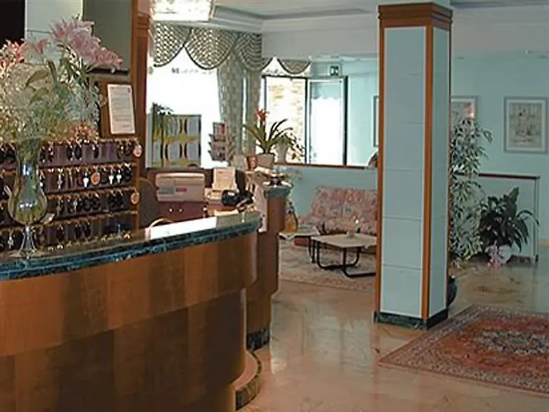 Hotel American Lido di Jesolo 3*,